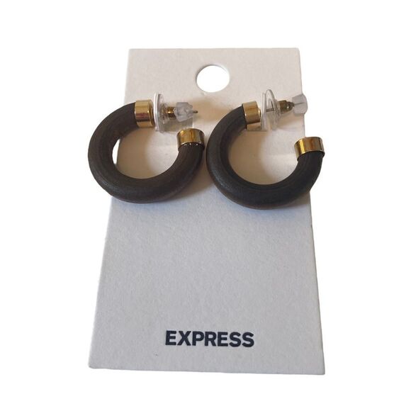 Express Dark Wood 3/4 Hoops. Simple & Stylish. - Picture 6 of 6